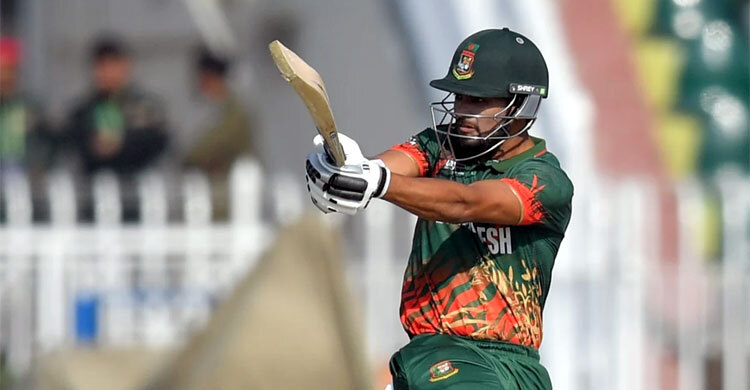 শান্তর ফিফটি, তবু চাপে বাংলাদেশ